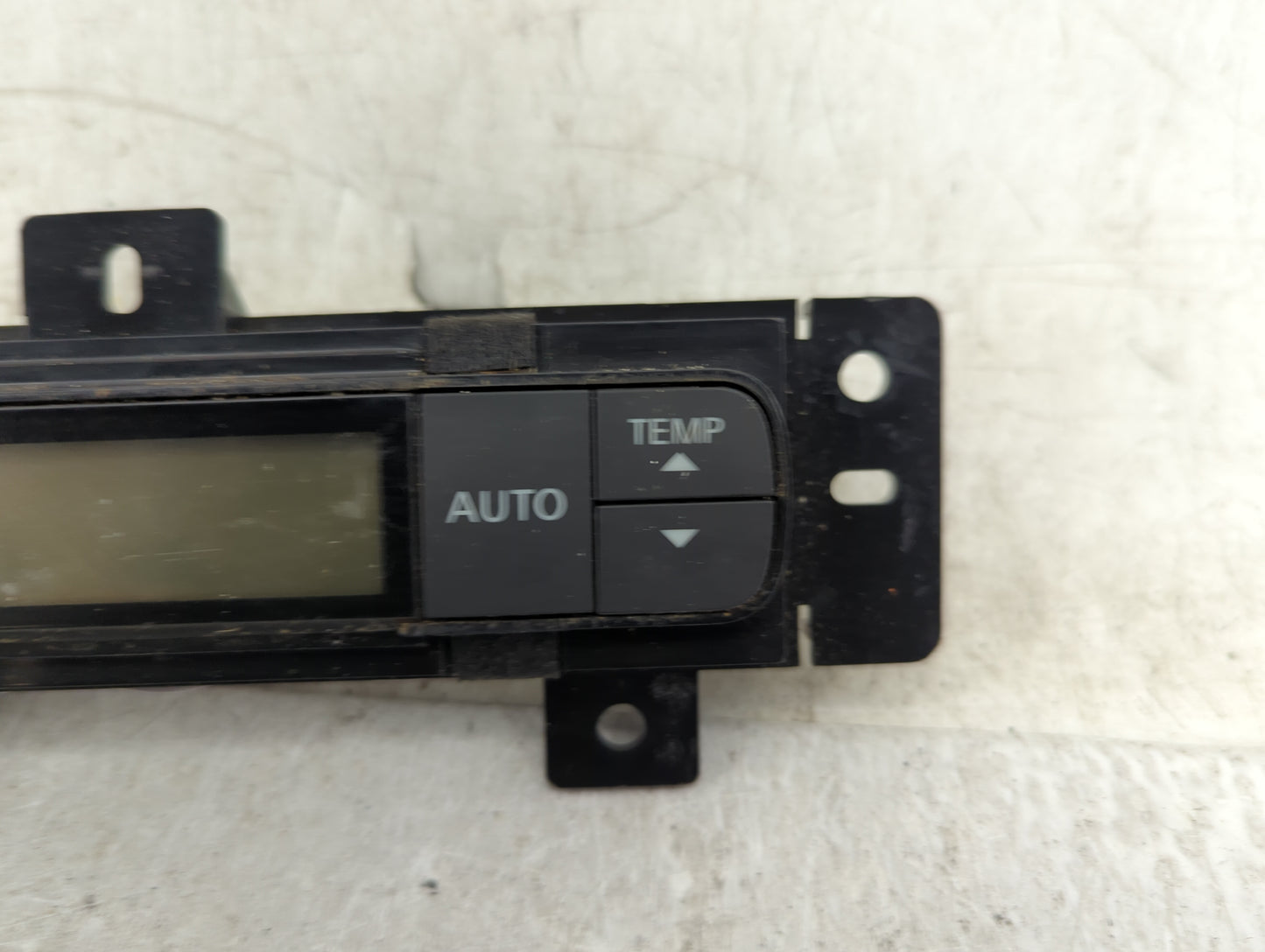 2013-2020 Nissan Pathfinder Ac Heater Climate Control Temperature Oem 1417805 - Oemusedautoparts1.com