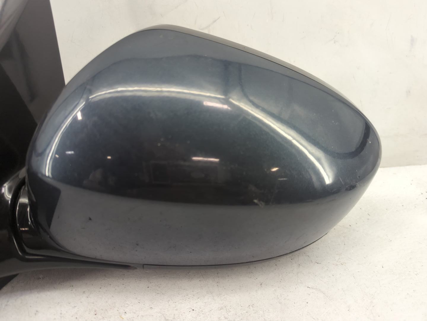 2013-2016 Nissan Pathfinder Driver Side View Mirror - Left Door Mirror OEM Used - Oemusedautoparts1.com