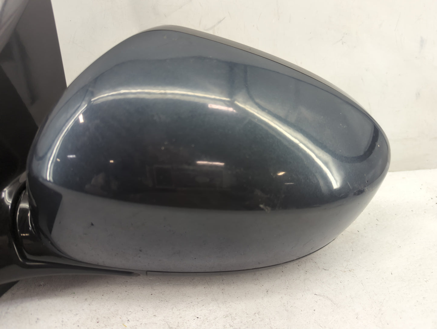 2013-2016 Nissan Pathfinder Driver Side View Mirror - Left Door Mirror OEM Used - Oemusedautoparts1.com