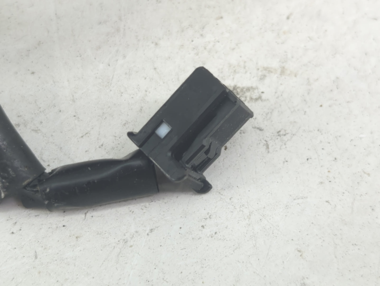 2013-2016 Nissan Pathfinder Driver Side View Mirror - Left Door Mirror OEM Used - Oemusedautoparts1.com