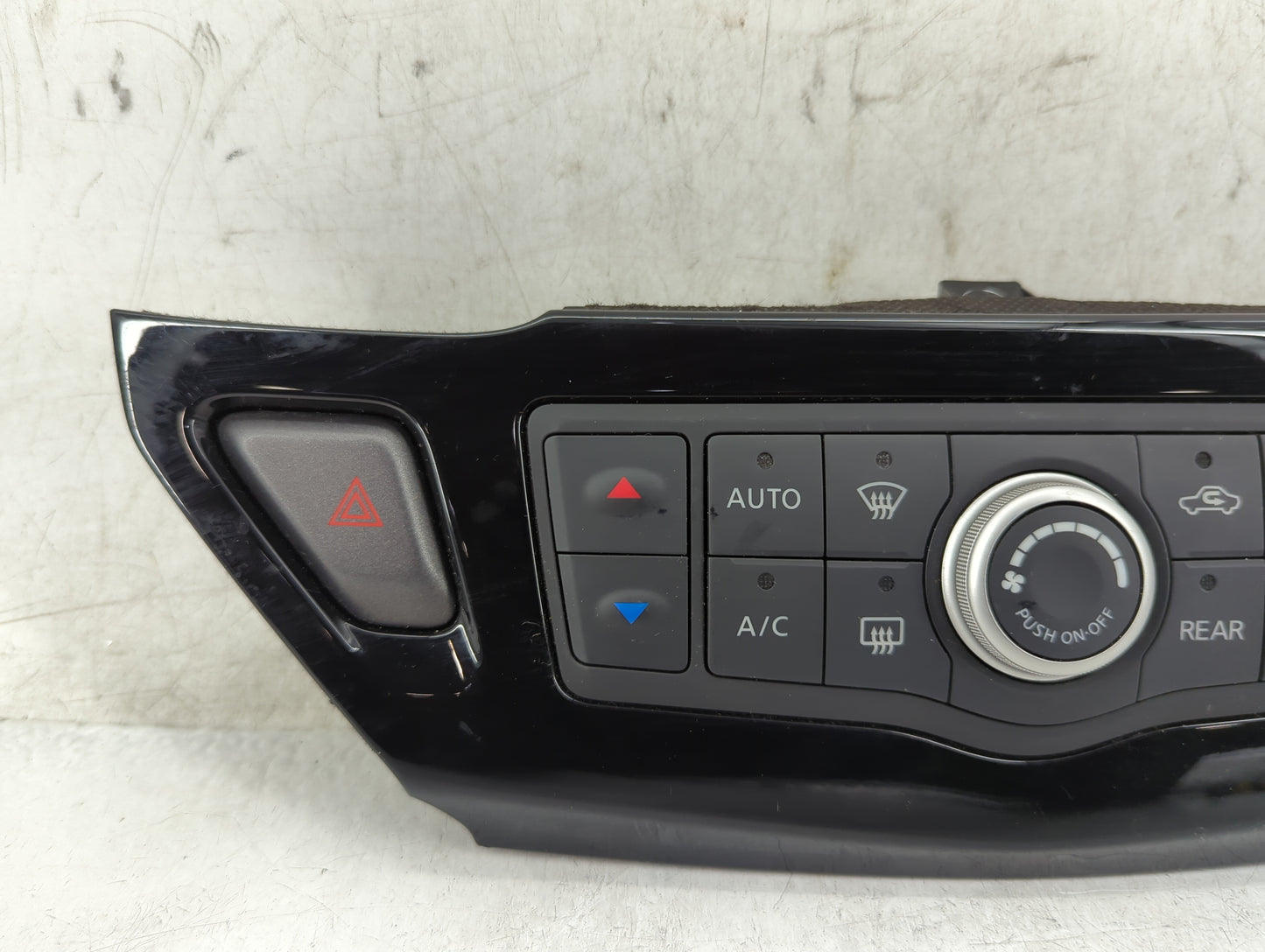 2013-2016 Nissan Pathfinder Climate Control Module Temperature AC/Heater Replacement P/N:27500 3KA2A Fits Fits 2013 2014 201