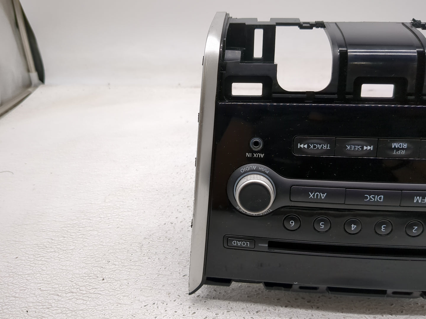 2015-2016 Nissan Pathfinder Radio AM FM Cd Player Receiver Replacement Fits Fits 2015 2016 OEM Used Auto Parts - Oemusedauto
