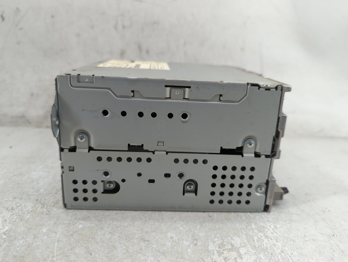 2015-2016 Nissan Pathfinder Radio AM FM Cd Player Receiver Replacement P/N:2591A 1SX6A Fits Fits 2015 2016 OEM Used Auto Par