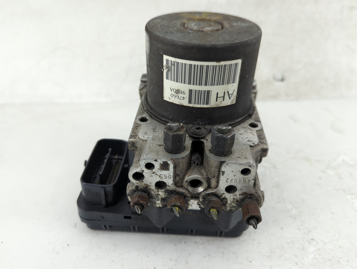 2015 Nissan Pathfinder Anti-Lock Brake ABS Pump Module Actuator OEM Fits OEM Used Auto Parts - Oemusedautoparts1.com