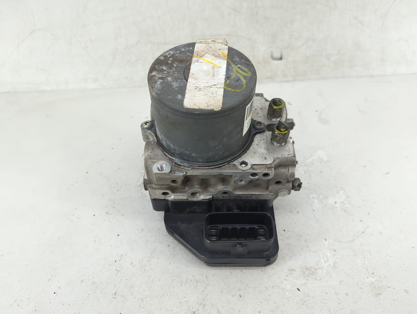 2015 Nissan Pathfinder ABS Pump Control Module Replacement P/N:47660 9PB0A Fits OEM Used Auto Parts - Oemusedautoparts1.com