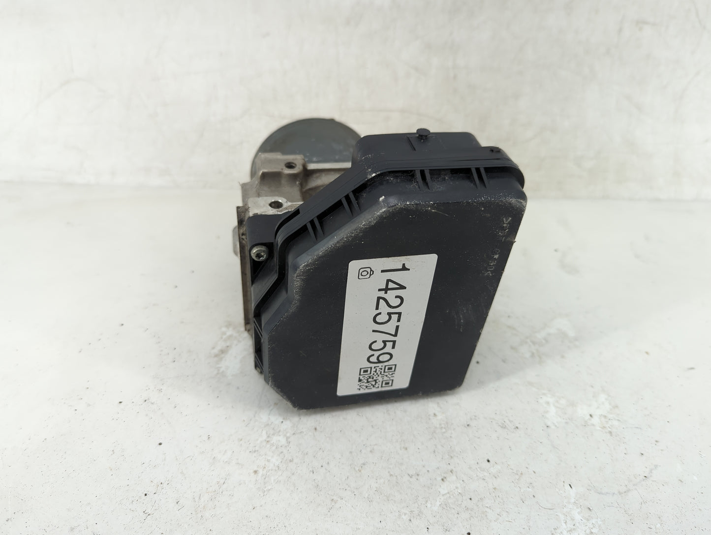 2015 Nissan Pathfinder ABS Pump Control Module Replacement P/N:47660 9PB0A Fits OEM Used Auto Parts - Oemusedautoparts1.com