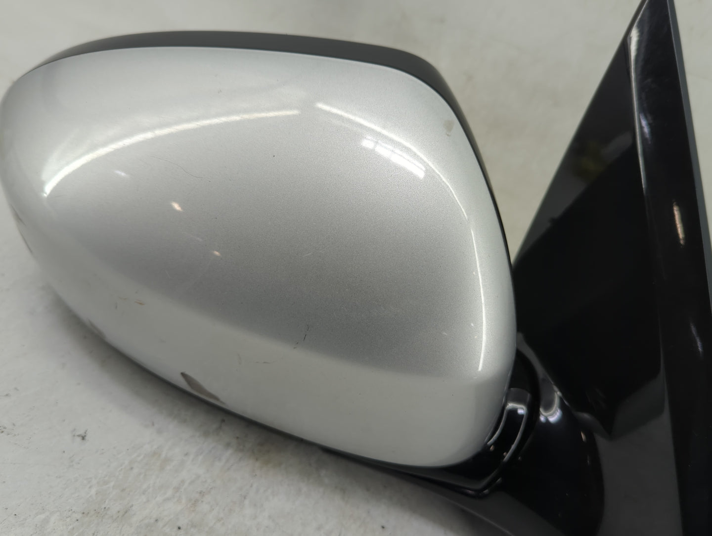2013-2016 Nissan Pathfinder Passenger Side View Mirror - Right Door Mirror OEM Used - Oemusedautoparts1.com