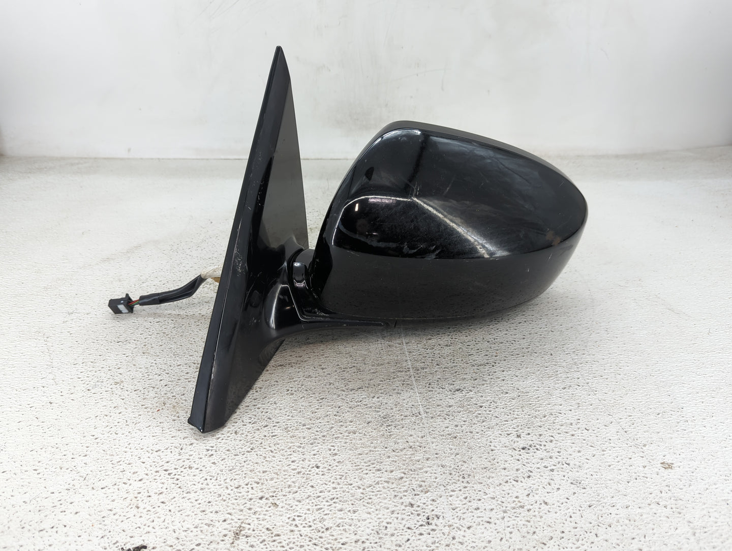 2013-2016 Nissan Pathfinder Driver Side View Mirror - Left Door Mirror OEM Used - Oemusedautoparts1.com