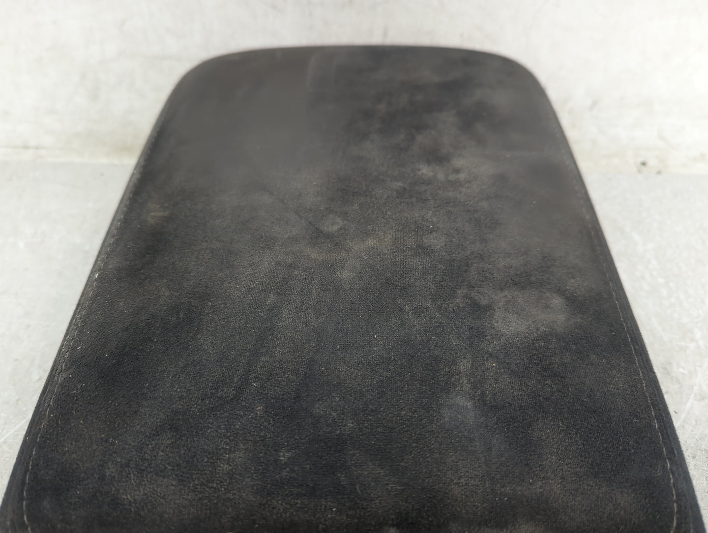 2015 Nissan Pathfinder Center Console Armrest Cover Lid Fits OEM Used Auto Parts - Oemusedautoparts1.com