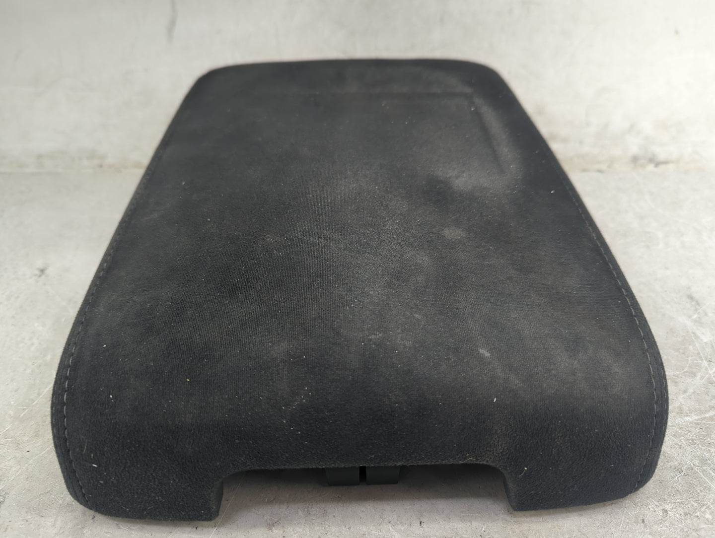 2015 Nissan Pathfinder Center Floor Console P/N:96929R3JA0A Fits OEM Used Auto Parts - Oemusedautoparts1.com