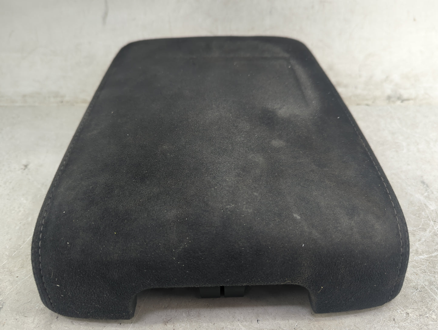 2015 Nissan Pathfinder Center Floor Console P/N:96929R3JA0A Fits OEM Used Auto Parts - Oemusedautoparts1.com