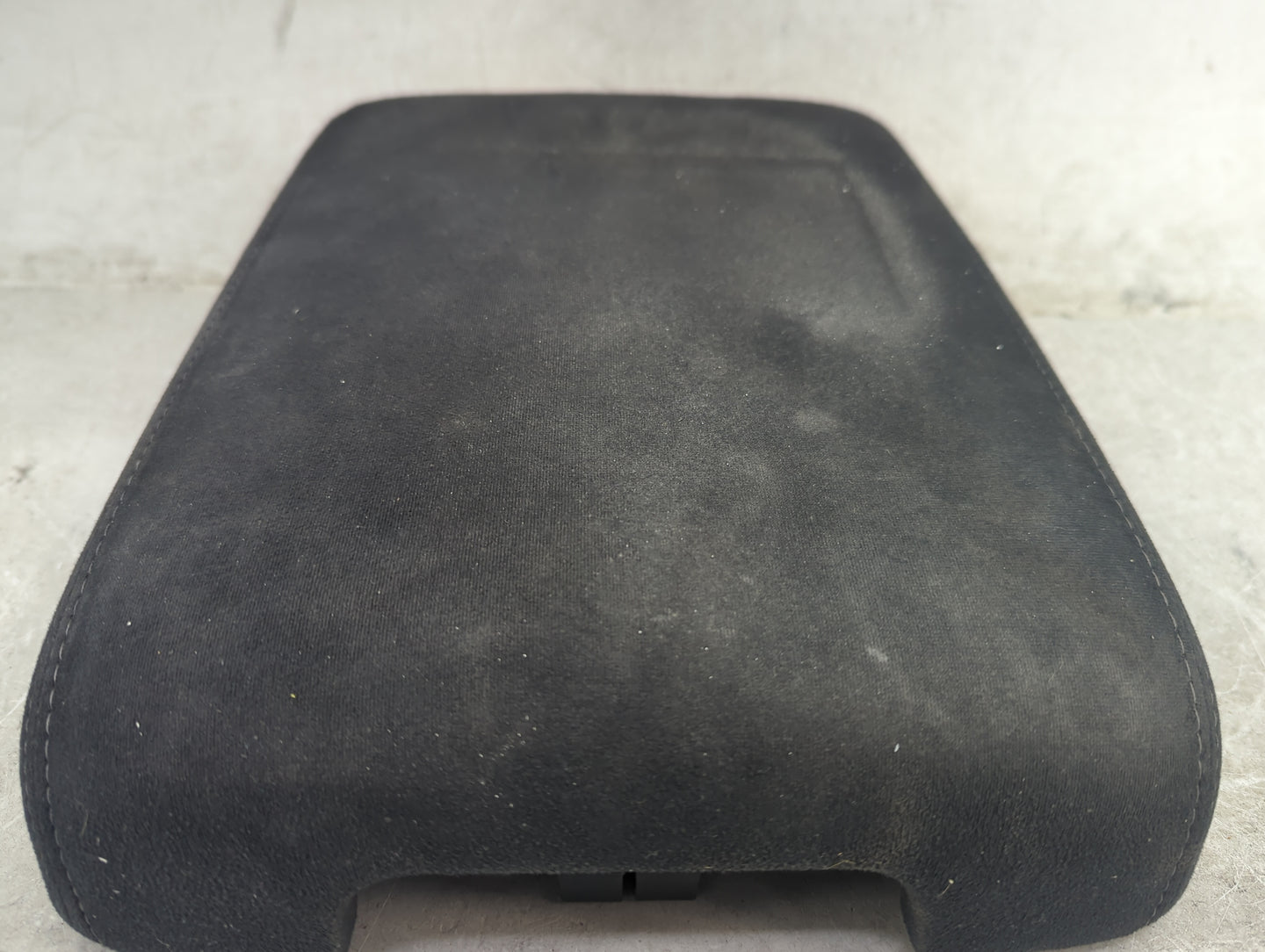 2015 Nissan Pathfinder Center Floor Console P/N:96929R3JA0A Fits OEM Used Auto Parts - Oemusedautoparts1.com