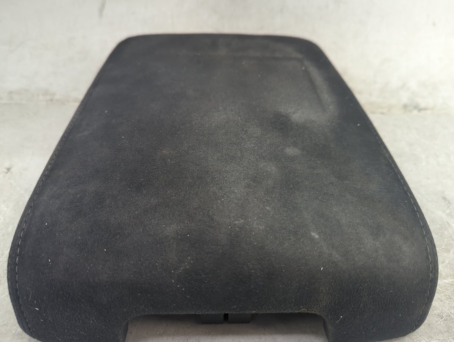2015 Nissan Pathfinder Center Floor Console P/N:96929R3JA0A Fits OEM Used Auto Parts - Oemusedautoparts1.com