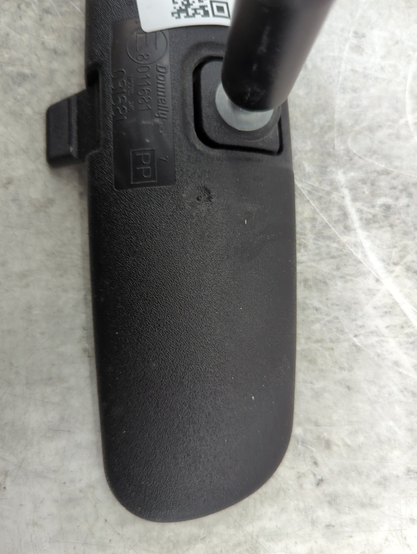 2015 Nissan Pathfinder Interior Rear View Mirror Replacement OEM P/N:011681 03168 Fits OEM Used Auto Parts - Oemusedautopart