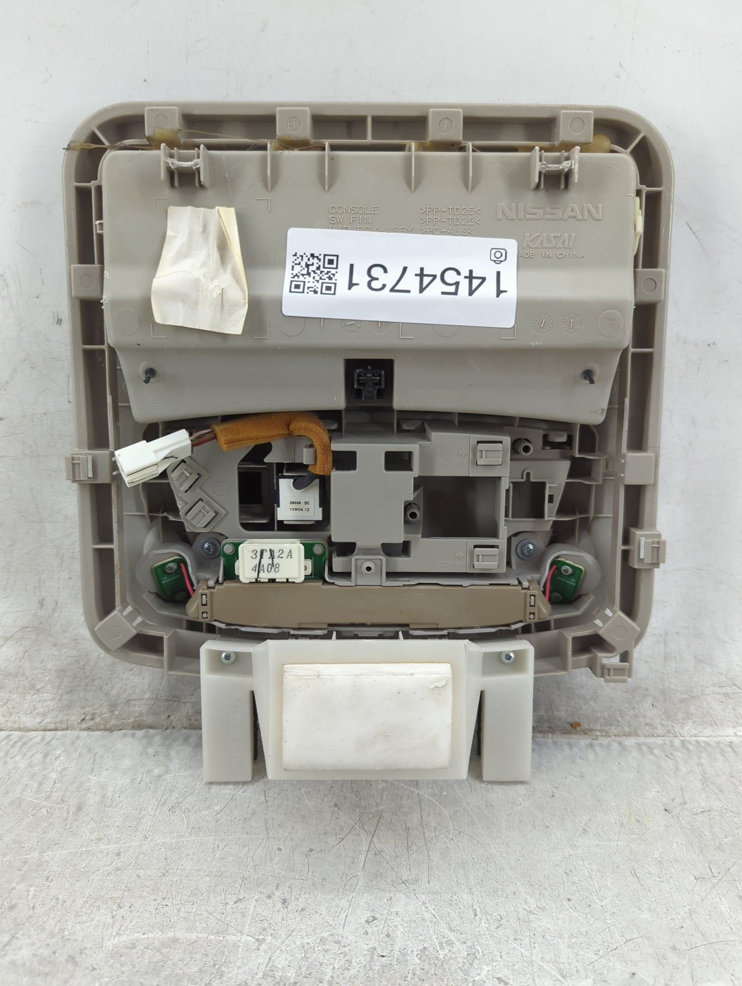 2015 Nissan Pathfinder Overhead Roof Console - Oemusedautoparts1.com