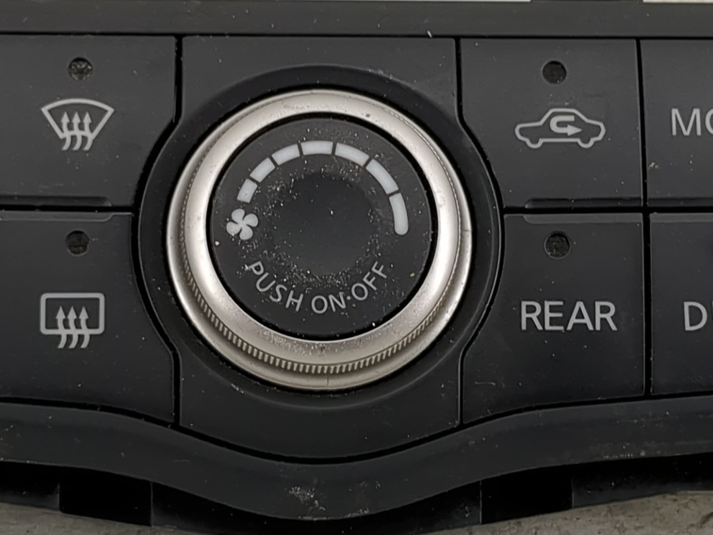 2013-2016 Nissan Pathfinder Climate Control Module Temperature AC/Heater Replacement P/N:27500 3KA2A Fits Fits 2013 2014 201