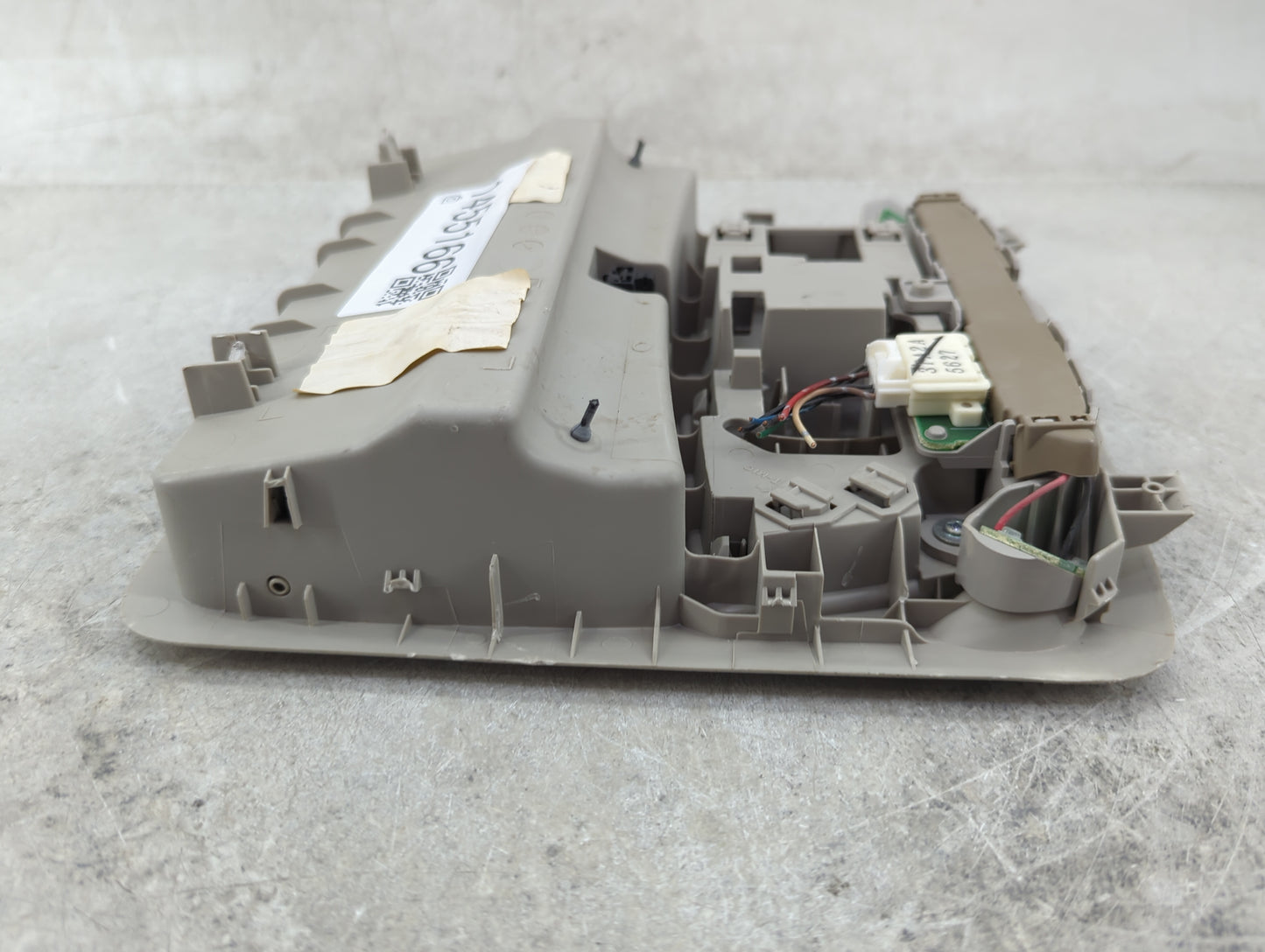 2015 Nissan Pathfinder Overhead Roof Console - Oemusedautoparts1.com