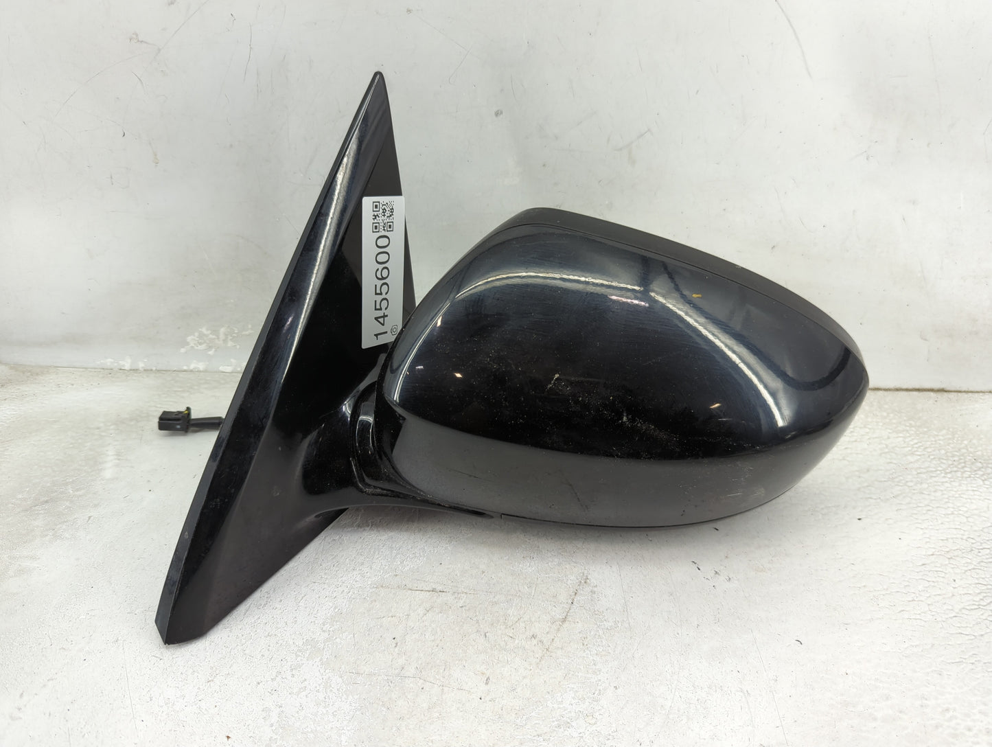 2013-2016 Nissan Pathfinder Driver Side View Mirror - Left Door Mirror OEM Used - Oemusedautoparts1.com