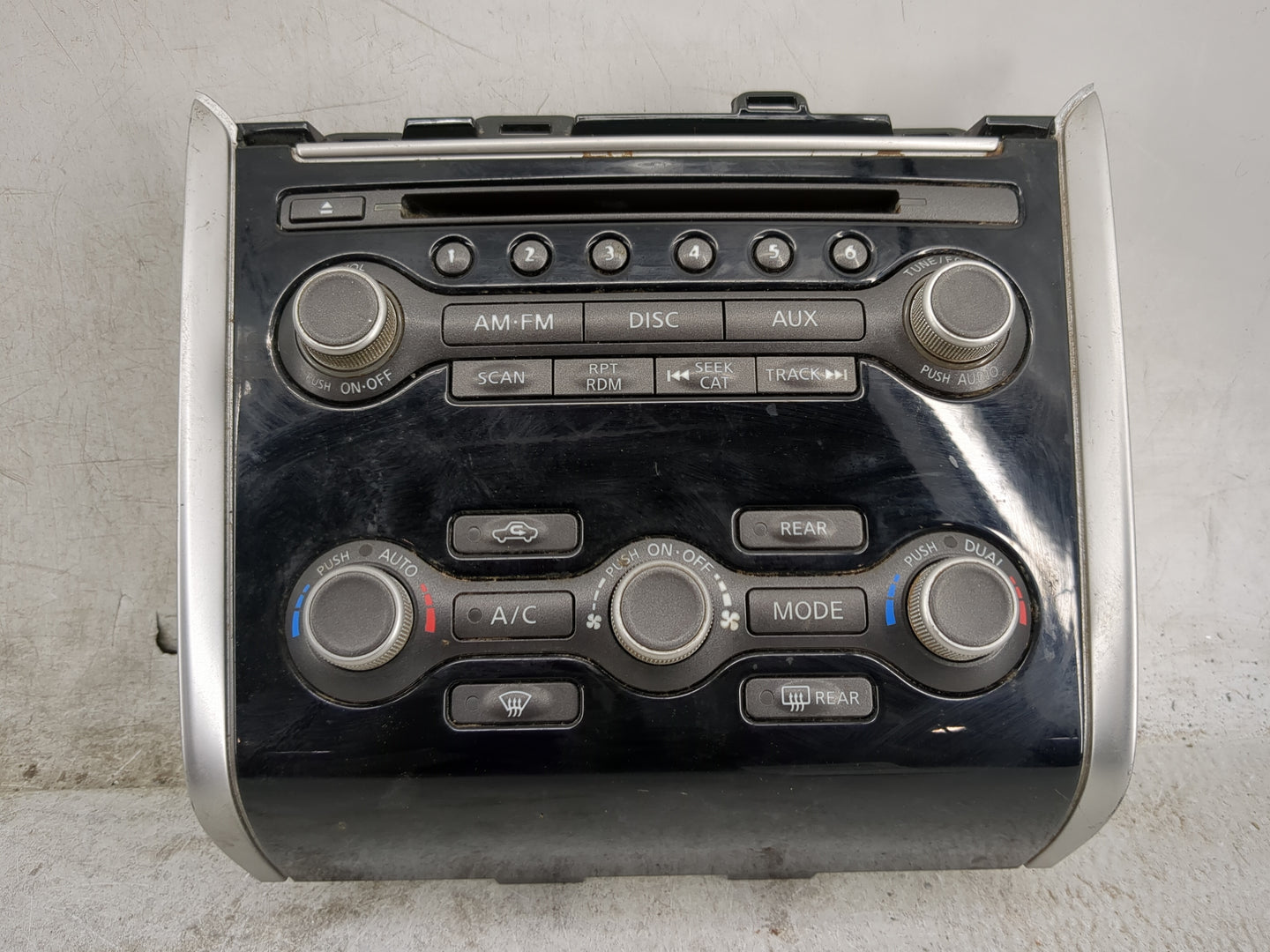 2015 Nissan Pathfinder Radio AM FM Cd Player Receiver Replacement P/N:3KA0B F21PB1Q40B Fits OEM Used Auto Parts - Oemusedaut