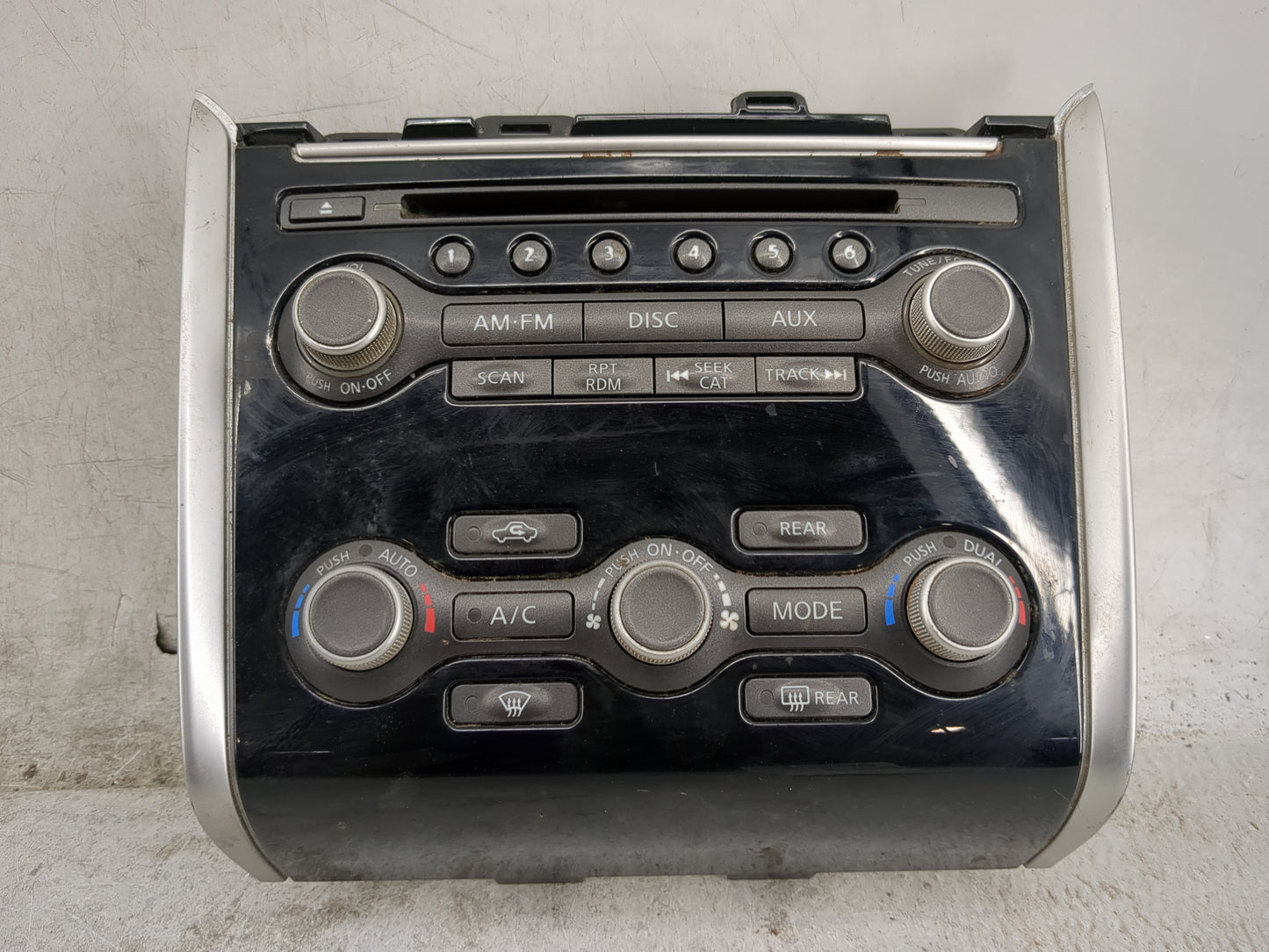 2015 Nissan Pathfinder Radio AM FM Cd Player Receiver Replacement P/N:3KA0B F21PB1Q40B Fits OEM Used Auto Parts - Oemusedaut