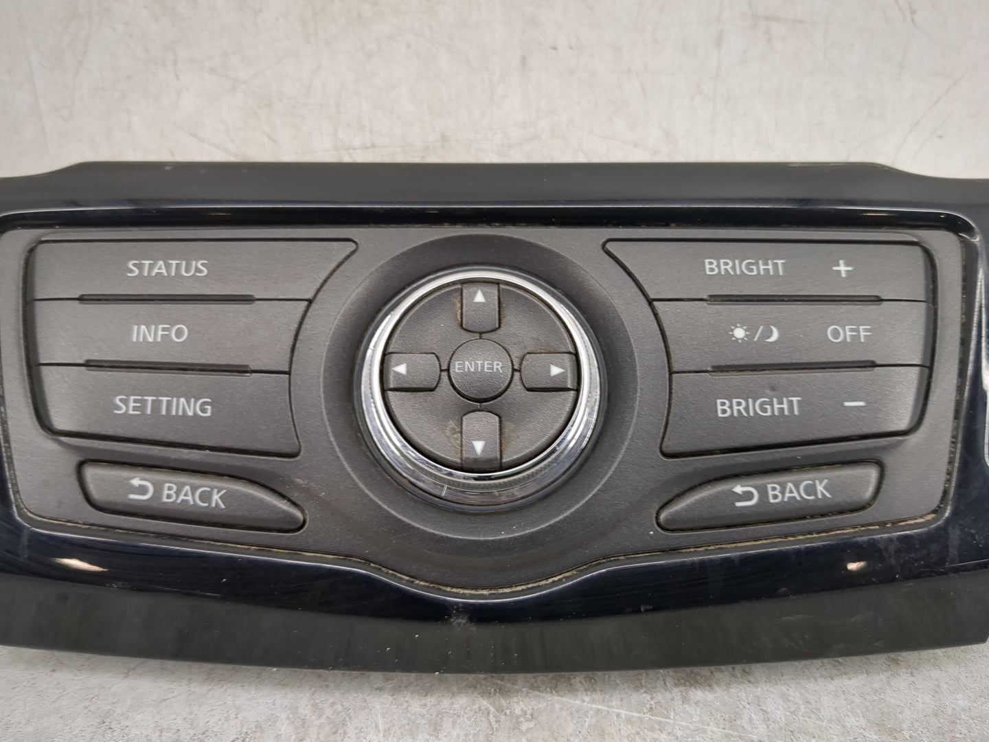 2013-2016 Nissan Pathfinder Information Display Screen 1457748 - Oemusedautoparts1.com