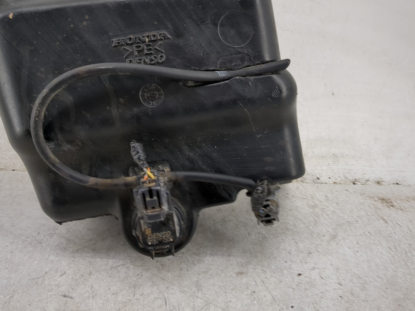 2013-2020 Nissan Pathfinder Windshield Washer Fluid Reservoir Bottle Oem - Oemusedautoparts1.com
