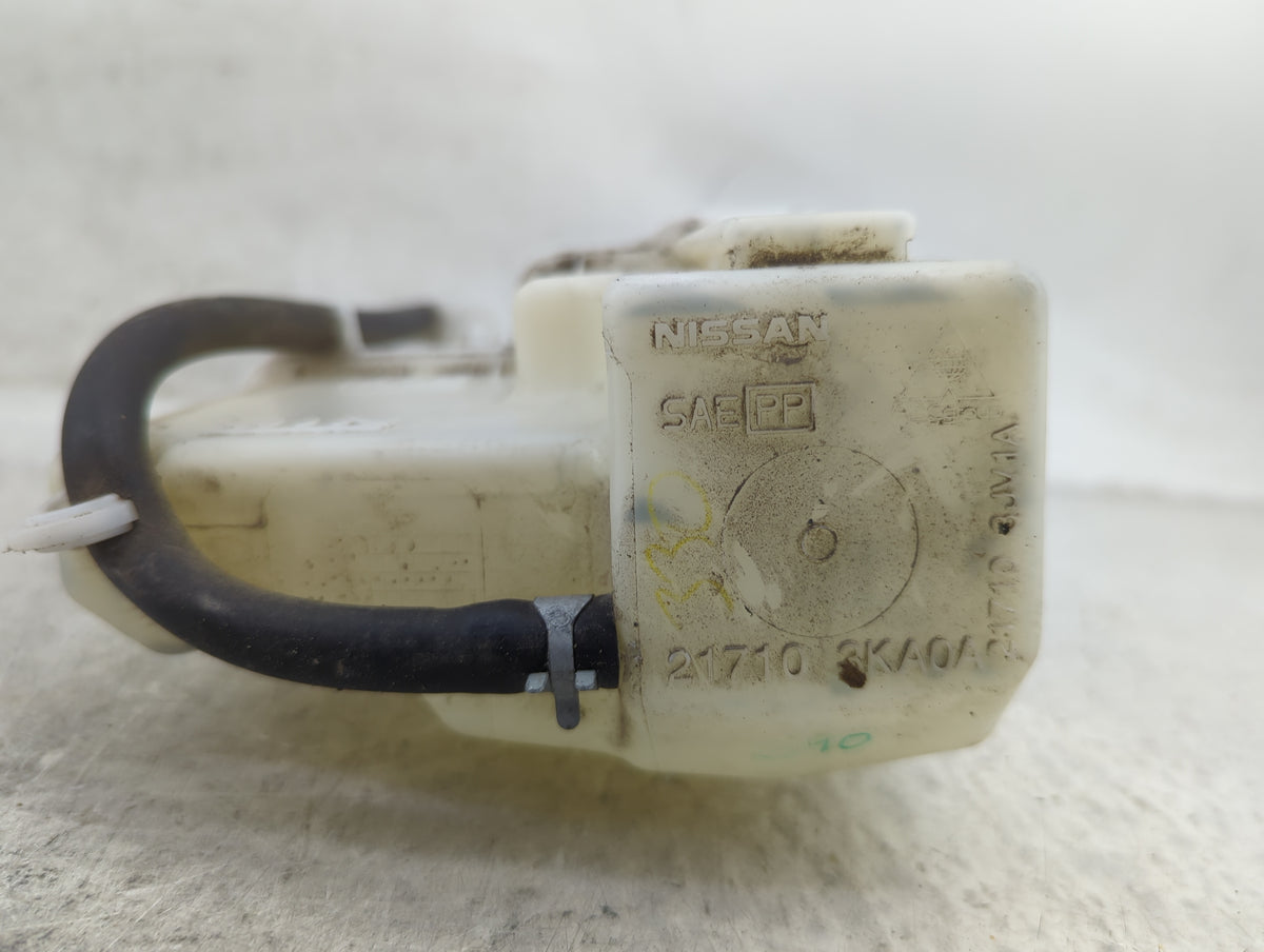 2013 Nissan Pathfinder Radiator Coolant Overflow Expansion Tank Bottle 1459940 - Oemusedautoparts1.com