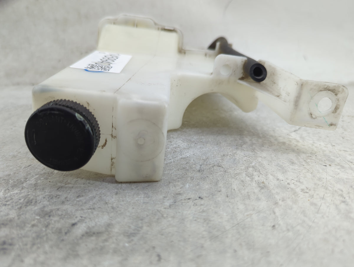 2013 Nissan Pathfinder Radiator Coolant Overflow Expansion Tank Bottle 1459940 - Oemusedautoparts1.com