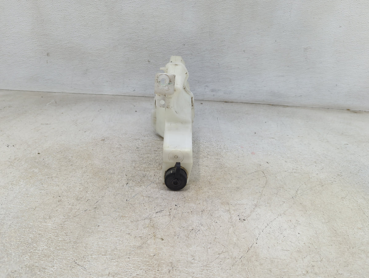 2013 Nissan Pathfinder Radiator Coolant Overflow Expansion Tank Bottle 1460068 - Oemusedautoparts1.com