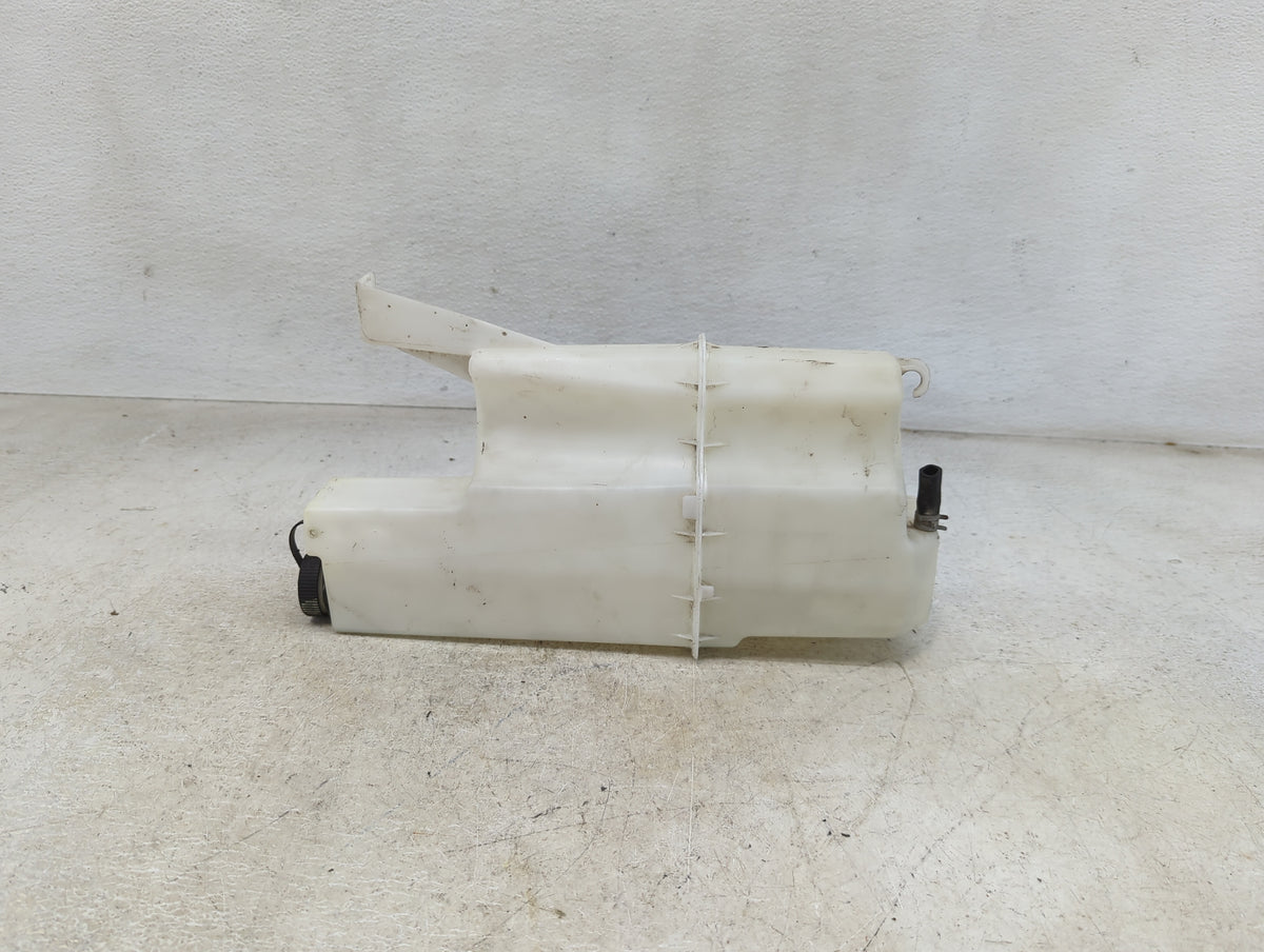 2013 Nissan Pathfinder Radiator Coolant Overflow Expansion Tank Bottle 1460068 - Oemusedautoparts1.com