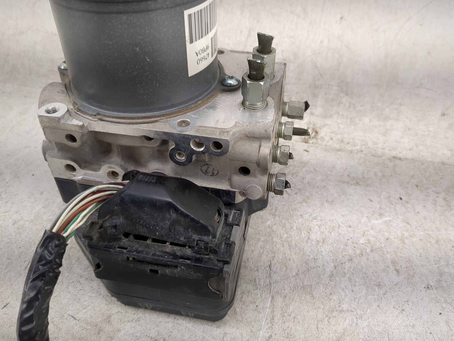 2015 Nissan Pathfinder ABS Pump Control Module Replacement P/N:133000-1640 47660 9PB0A Fits OEM Used Auto Parts - Oemusedaut