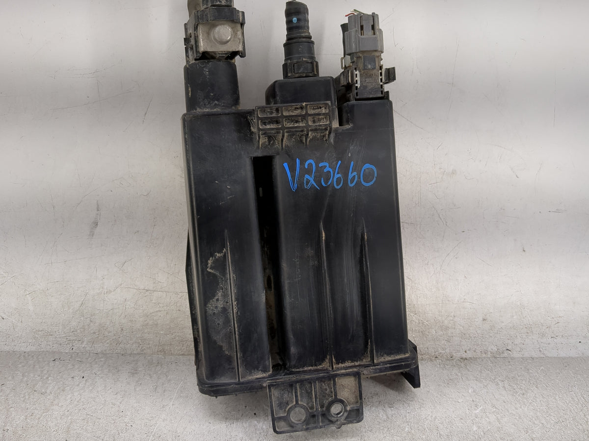 2015 Nissan Pathfinder Fuel Vapor Charcoal Canister 1461829 - Oemusedautoparts1.com