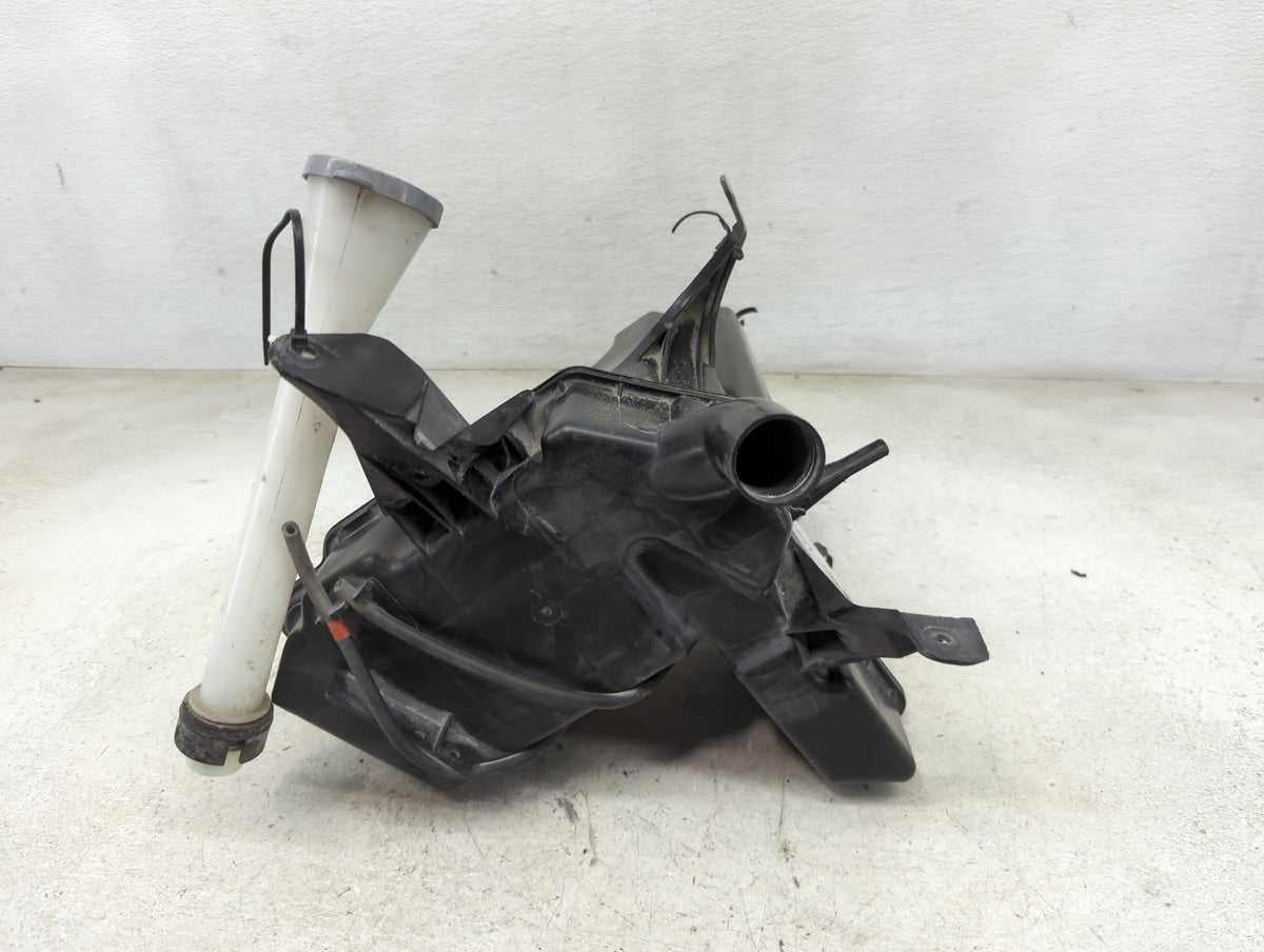 2015 Nissan Pathfinder Windshield Washer Fluid Reservoir Bottle Oem - Oemusedautoparts1.com