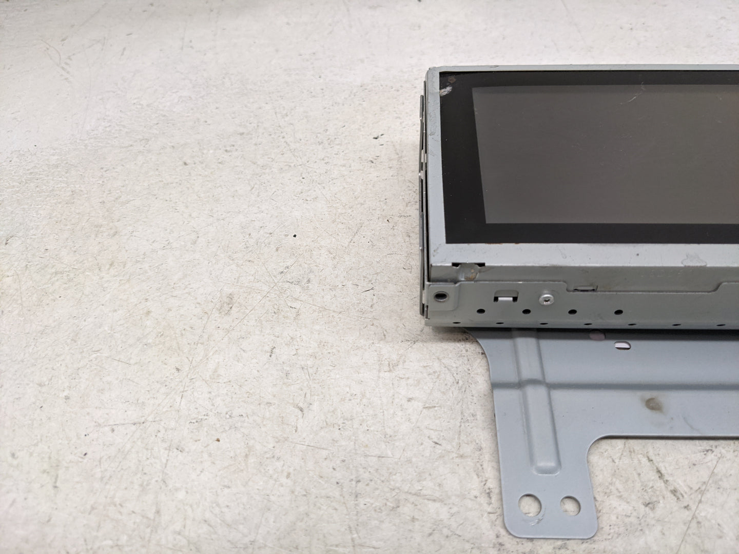 2013-2016 Nissan Pathfinder Information Display Screen 1467899 - Oemusedautoparts1.com