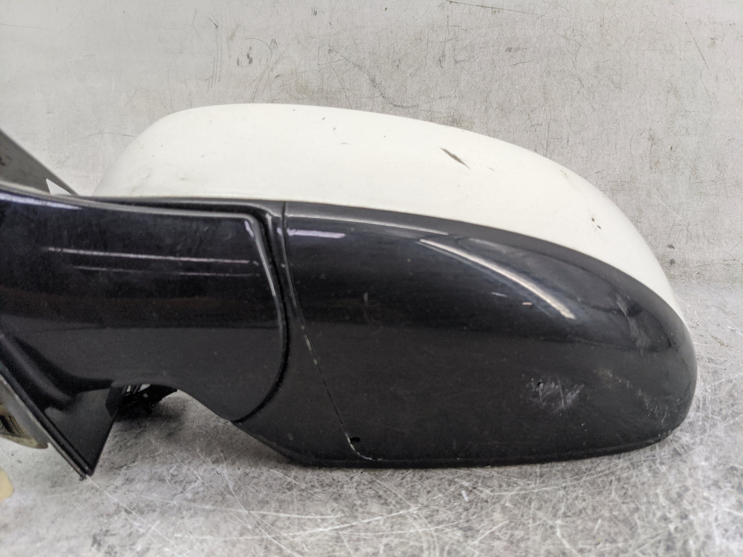 2013-2016 Nissan Pathfinder Driver Side View Mirror - Left Door Mirror OEM Used - Oemusedautoparts1.com