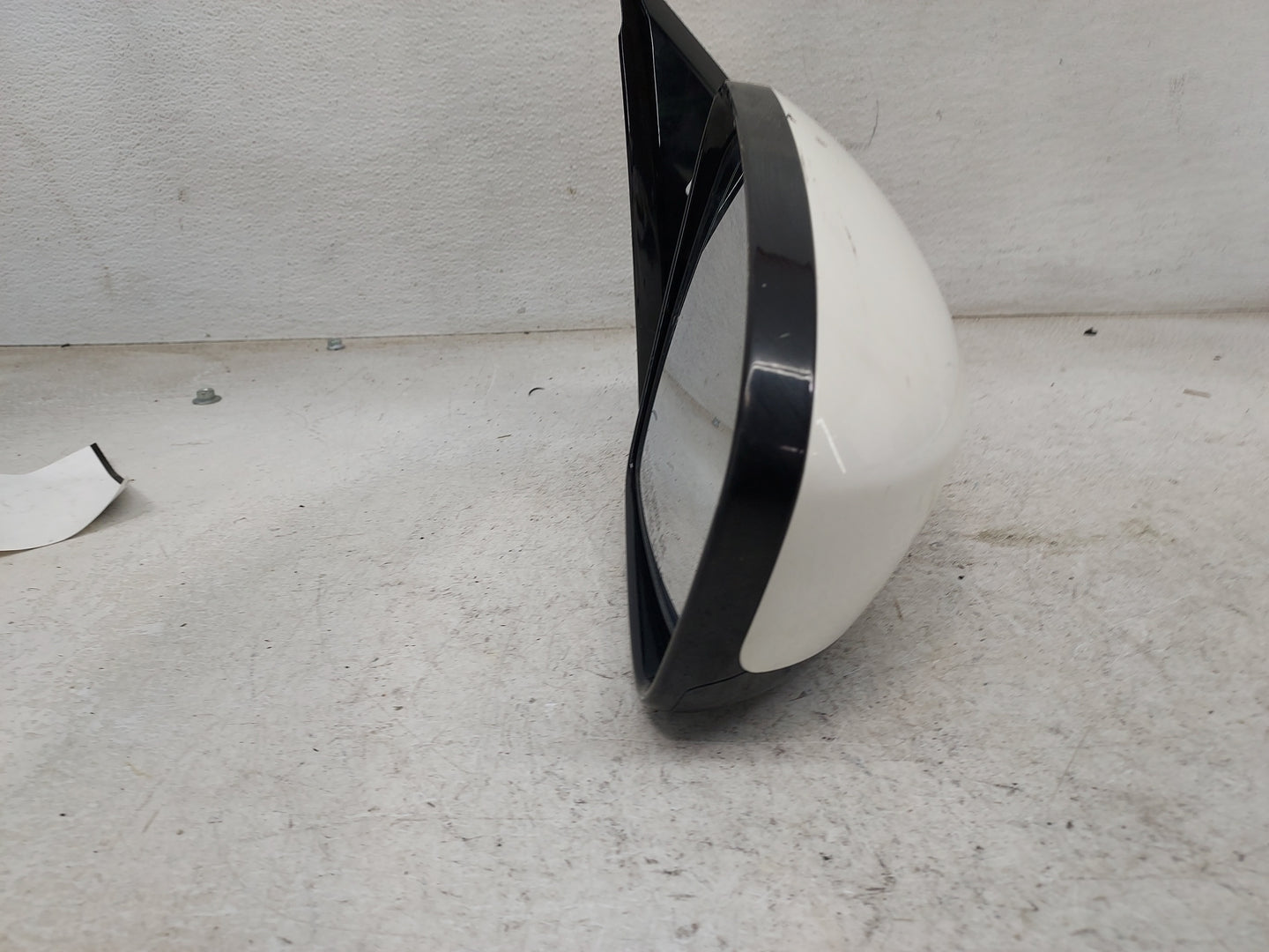 2013-2016 Nissan Pathfinder Passenger Side View Mirror - Right Door Mirror OEM Used - Oemusedautoparts1.com