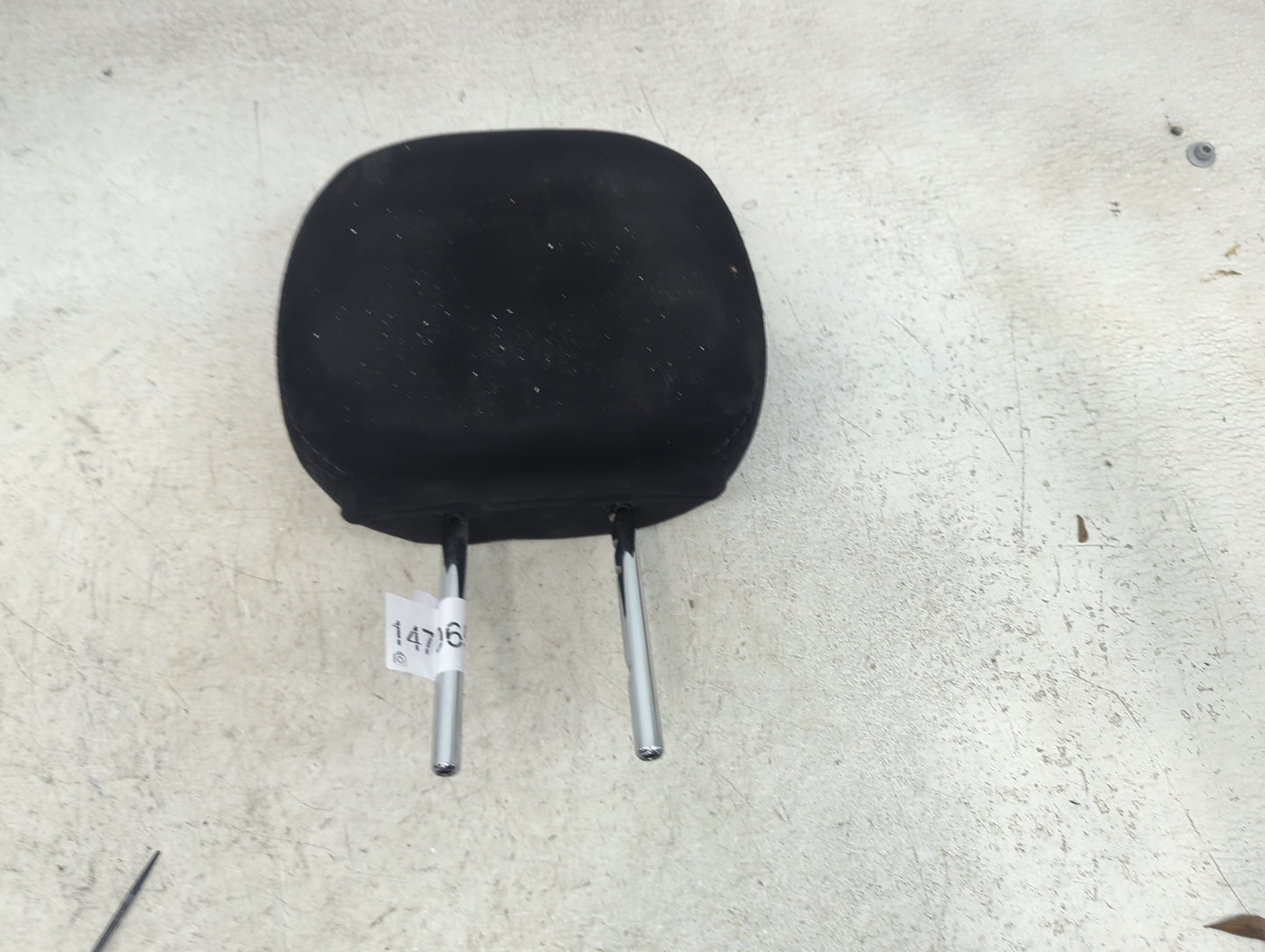2015 Nissan Pathfinder Headrest Head Rest Front Driver Passenger Seat Fits OEM Used Auto Parts - Oemusedautoparts1.com