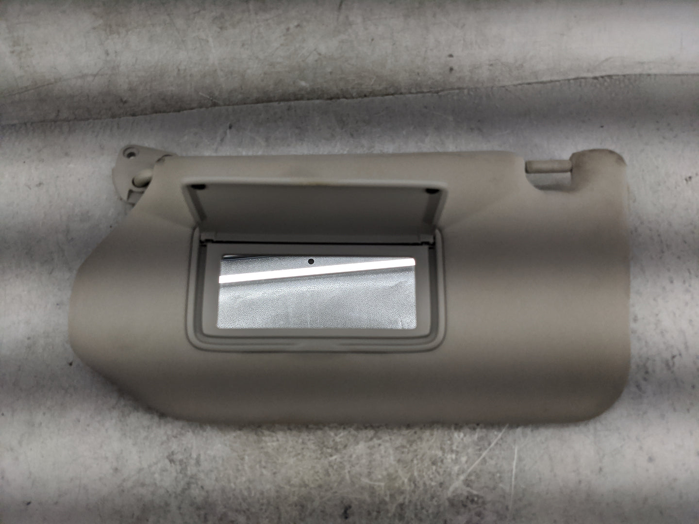 2013-2018 Nissan Pathfinder Sun Visor Shade Replacement Driver Left Mirror Fits Fits 2013 2014 2015 2016 2017 2018 OEM Used 