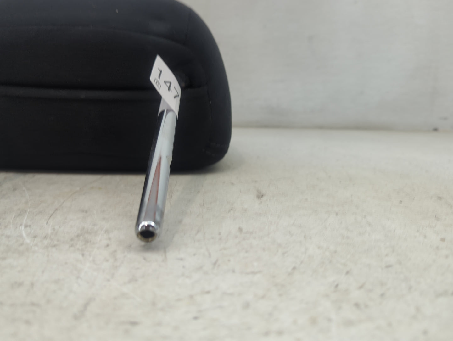 2015 Nissan Pathfinder Headrest Head Rest Front Driver Passenger Seat Fits OEM Used Auto Parts - Oemusedautoparts1.com