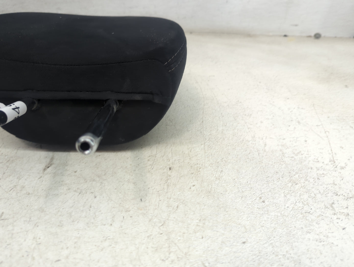 2015 Nissan Pathfinder Headrest Head Rest Rear Seat Fits OEM Used Auto Parts - Oemusedautoparts1.com