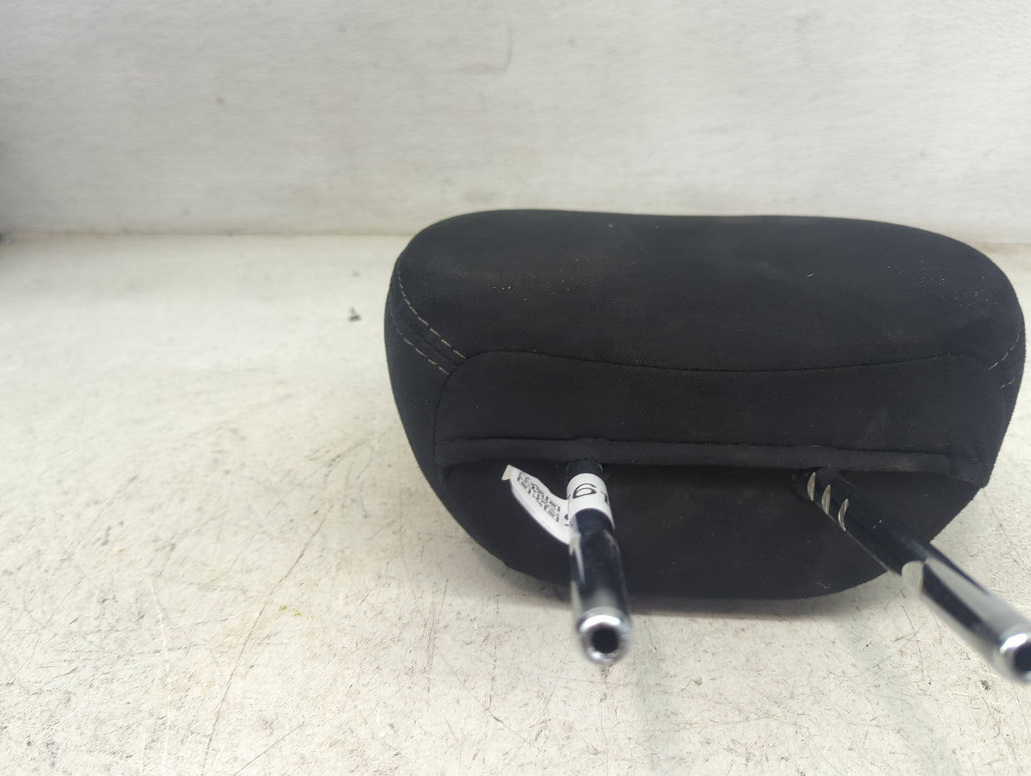 2015 Nissan Pathfinder Headrest Head Rest Rear Seat Fits OEM Used Auto Parts - Oemusedautoparts1.com
