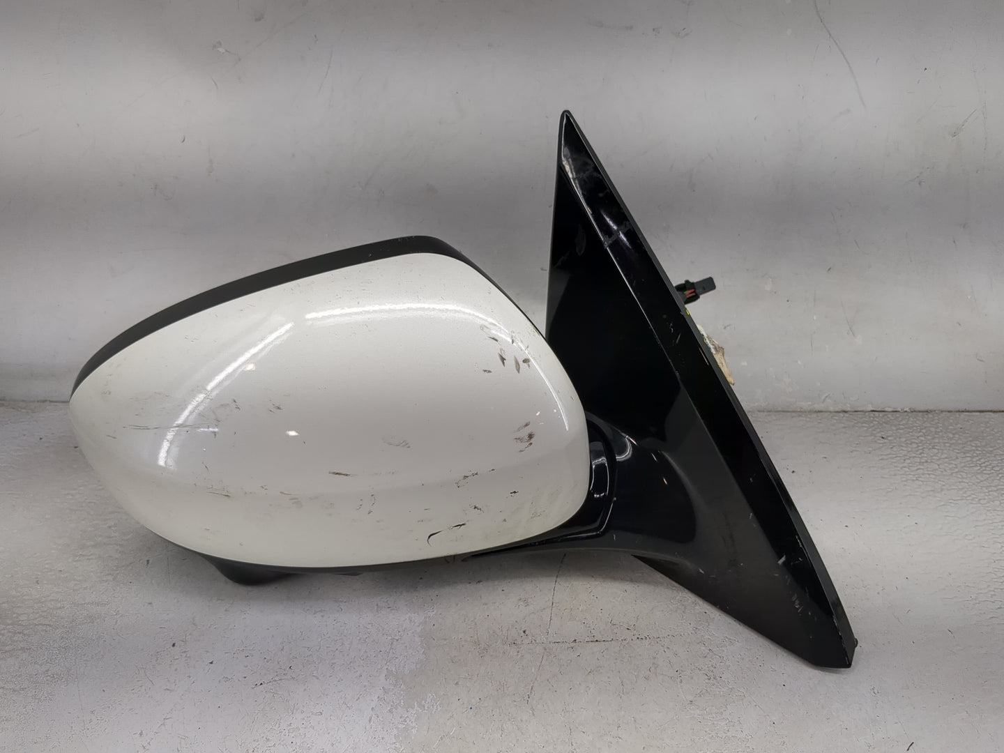 2013-2016 Nissan Pathfinder Passenger Side View Mirror - Right Door Mirror OEM Used - Oemusedautoparts1.com