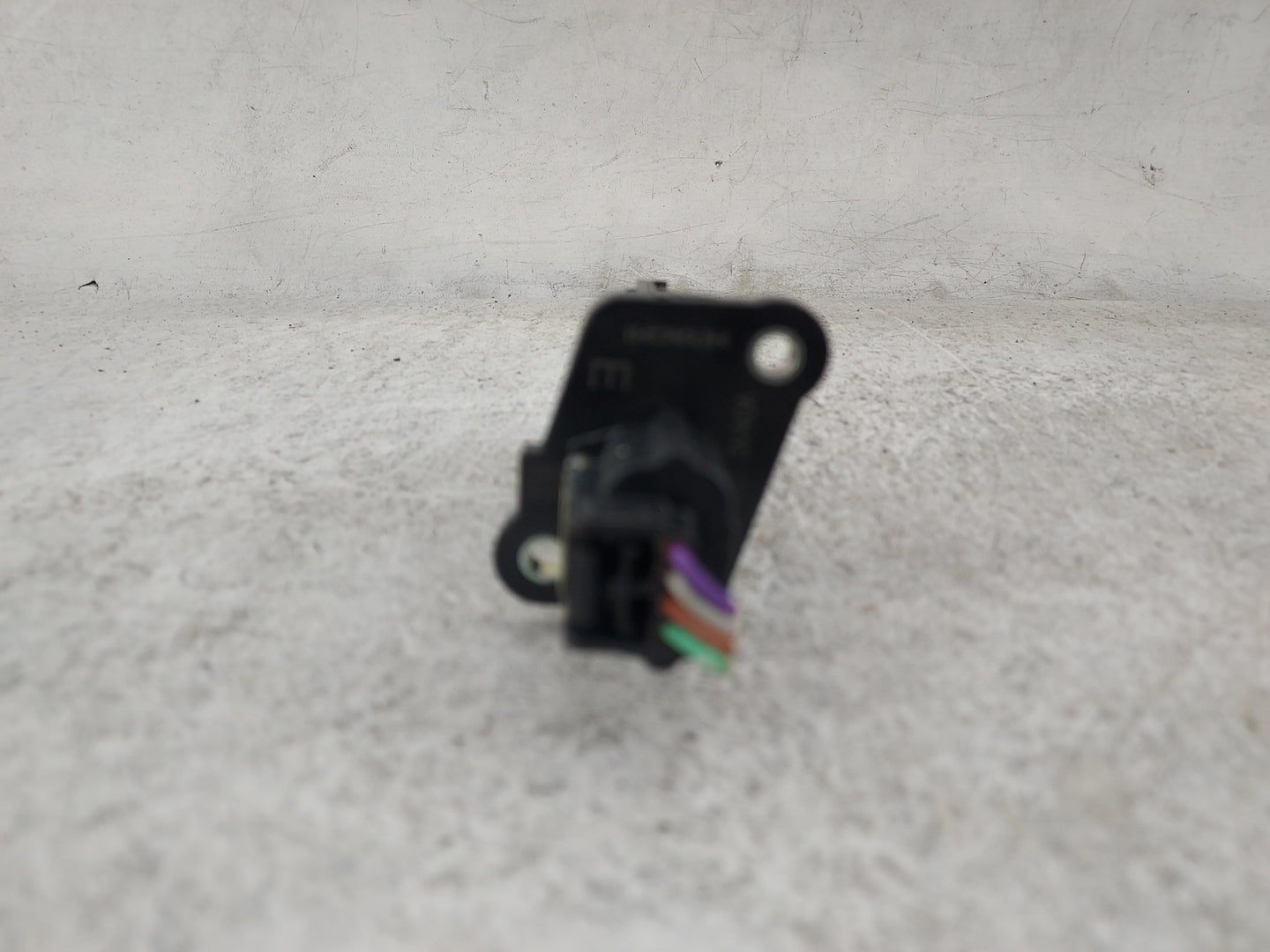 2015-2016 Nissan Pathfinder Mass Air Flow Meter Maf 1485802 - Oemusedautoparts1.com