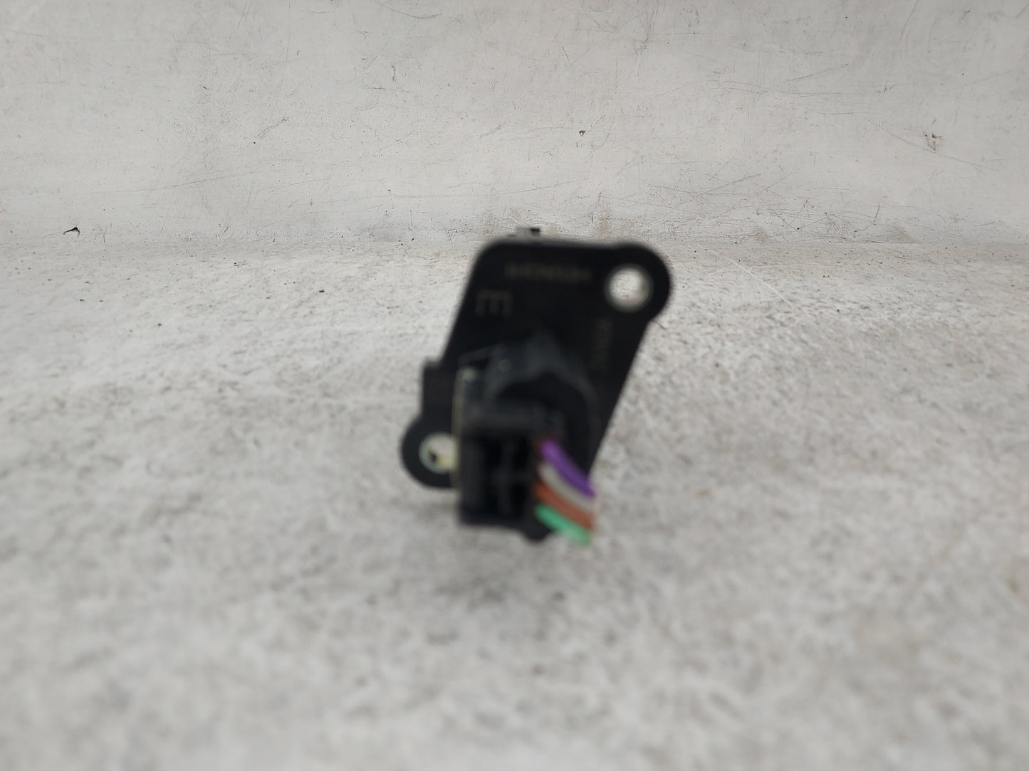2015-2016 Nissan Pathfinder Mass Air Flow Meter Maf 1485802 - Oemusedautoparts1.com