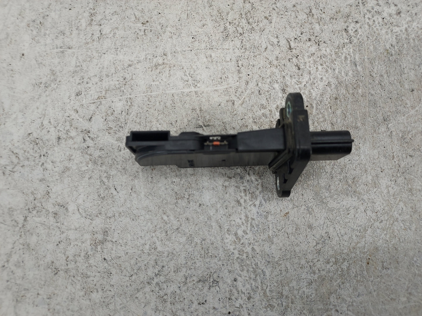 2015-2016 Nissan Pathfinder Mass Air Flow Meter Maf 1486111 - Oemusedautoparts1.com