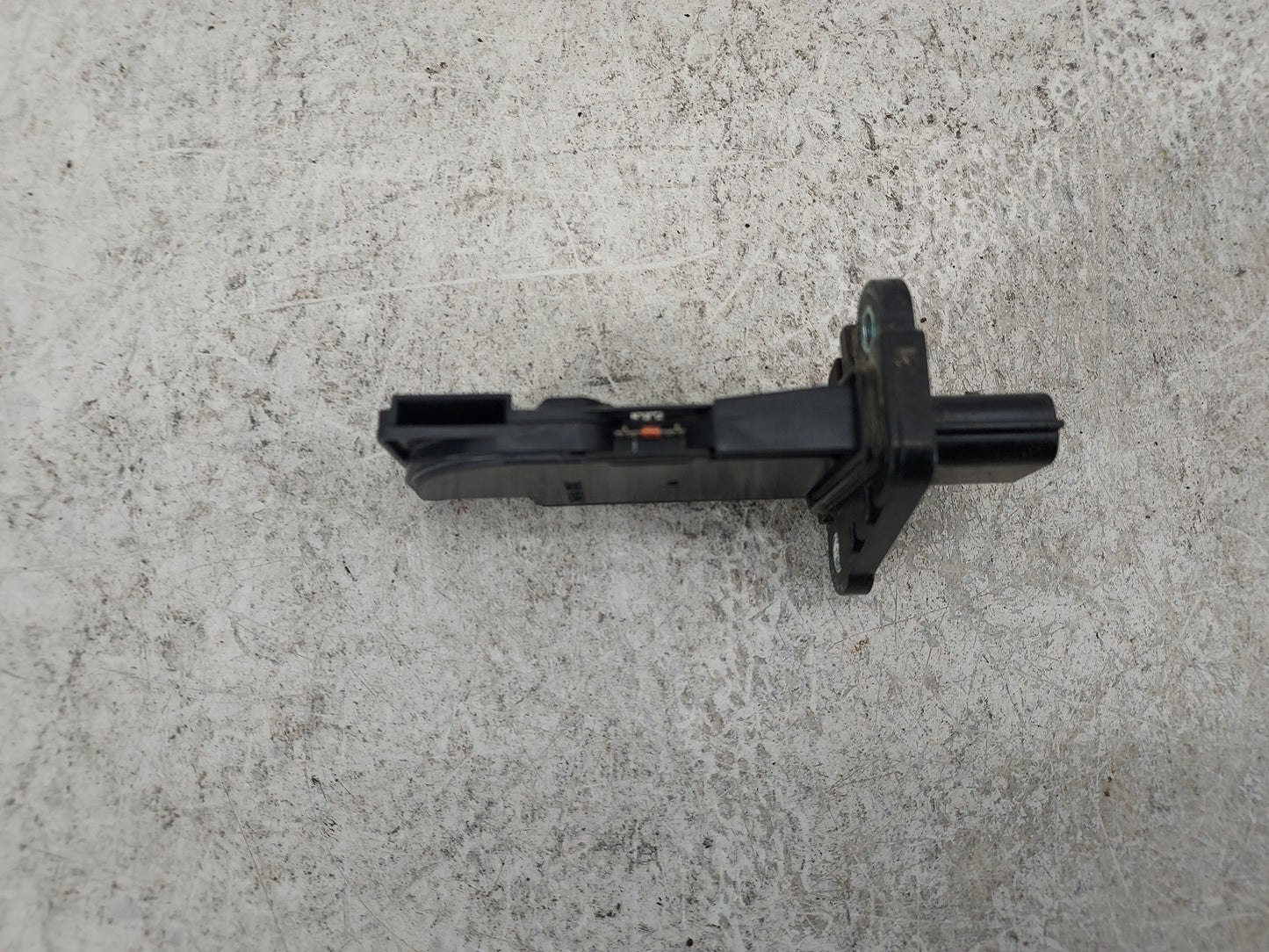 2015-2016 Nissan Pathfinder Mass Air Flow Meter Maf 1486111 - Oemusedautoparts1.com