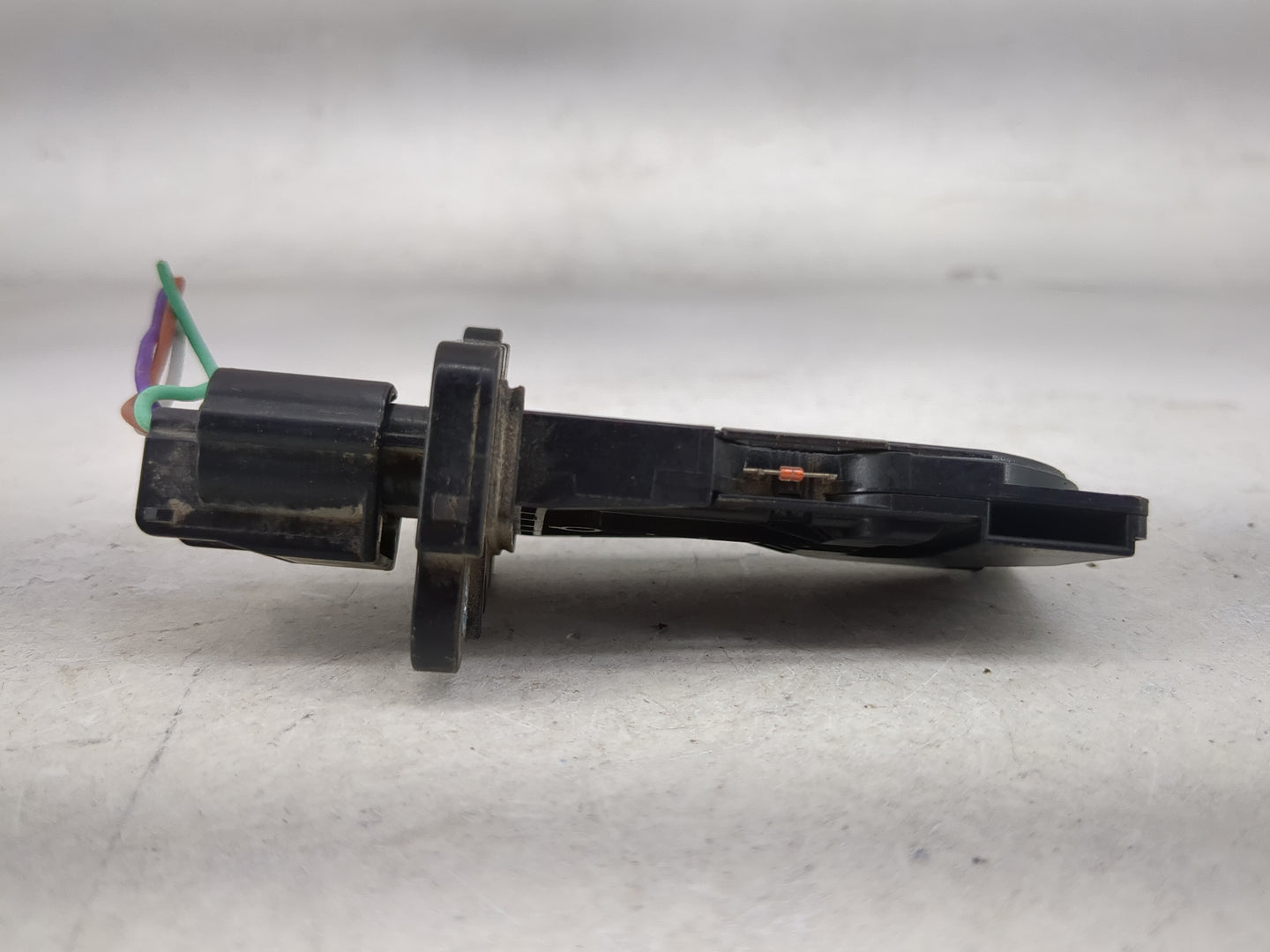 2015-2016 Nissan Pathfinder Mass Air Flow Meter Maf 1486202 - Oemusedautoparts1.com