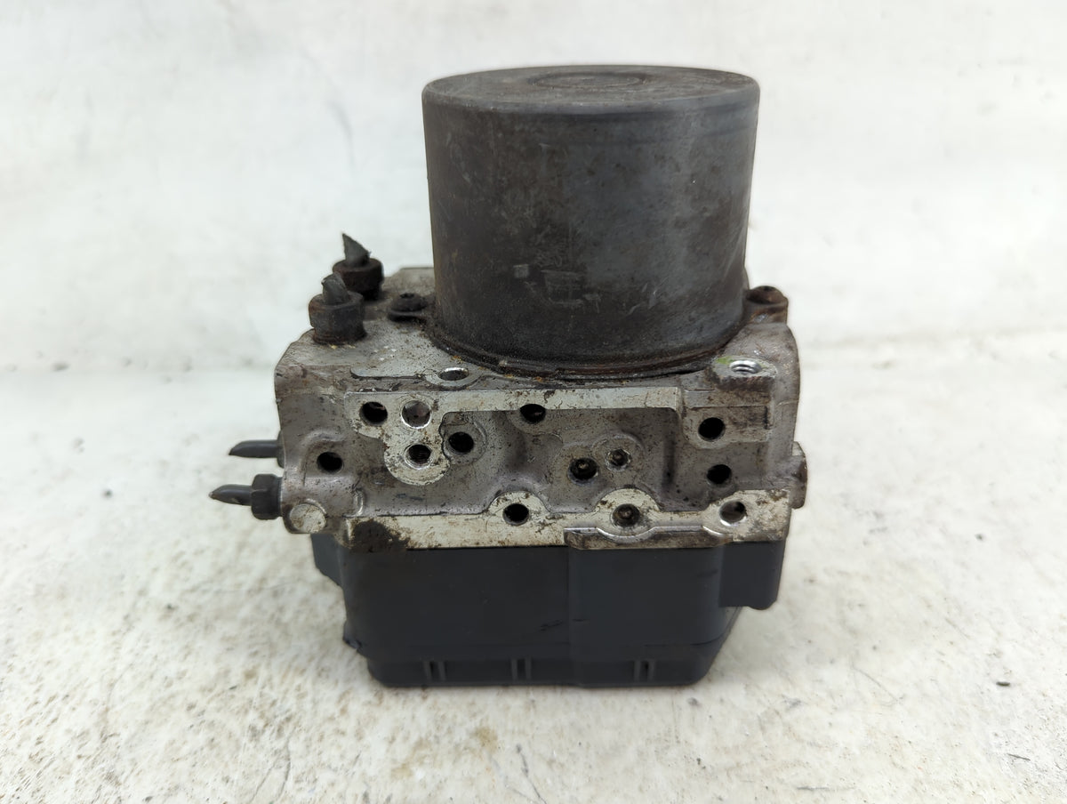 2015 Nissan Pathfinder ABS Pump Control Module Replacement Fits OEM Used Auto Parts - Oemusedautoparts1.com