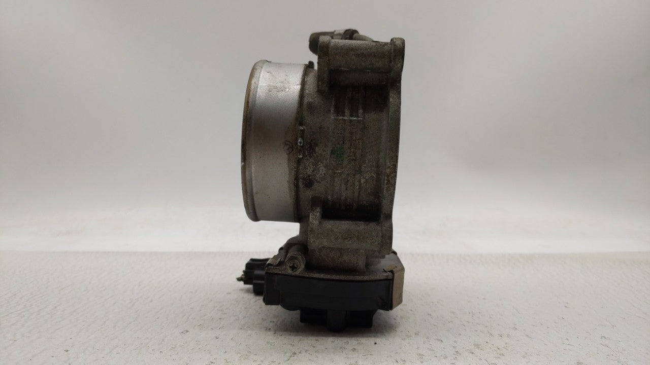 2015-2016 Nissan Pathfinder Throttle Body P/N:RME70-50 Fits Fits 2015 2016 2017 2018 2019 OEM Used Auto Parts - Oemusedautop
