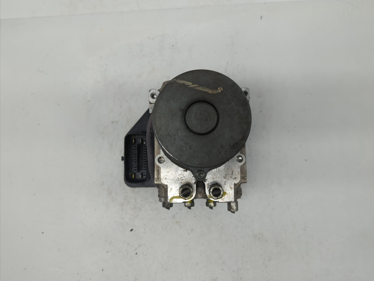 2015 Nissan Pathfinder ABS Pump Control Module Replacement P/N:47660 9PB0A Fits OEM Used Auto Parts - Oemusedautoparts1.com